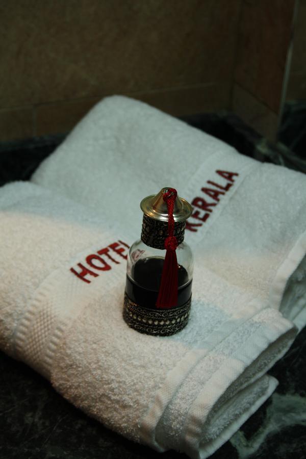 Hotel Kerala Сан-Эстебан-де-Правия Экстерьер фото
